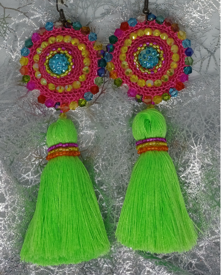 Háčkované dizajnové náušnice "Kokosová kvapka"